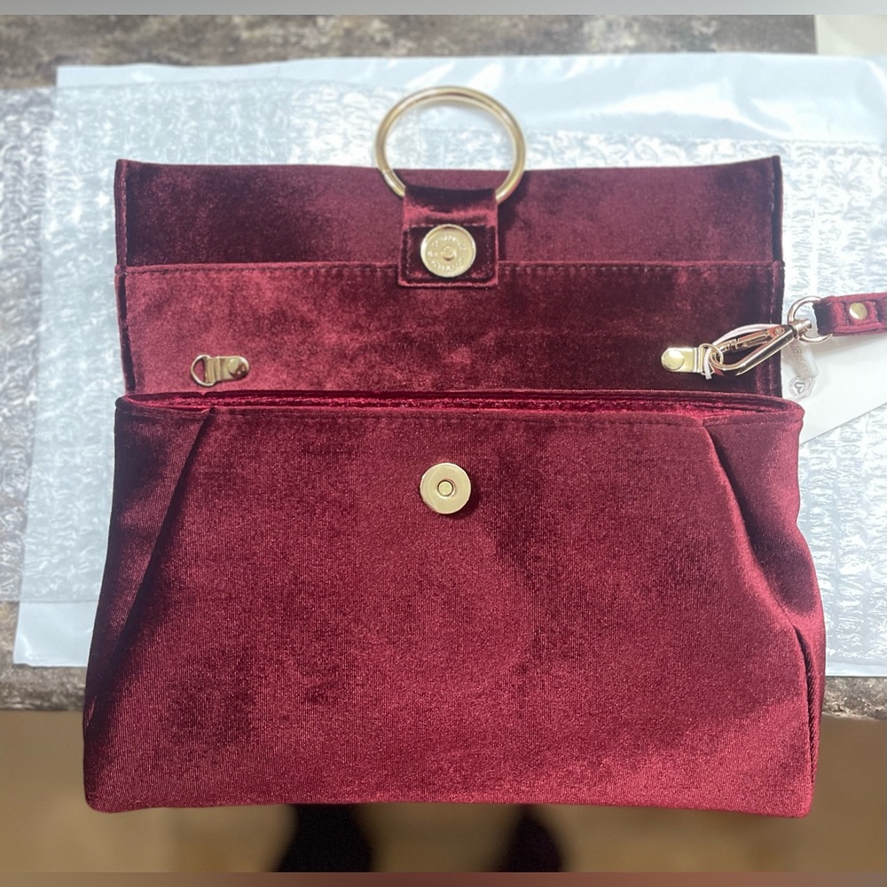 Urban Expressions Burgundy Velvet Purse (detachable strap) Certified Vegan - Picture 4 of 9